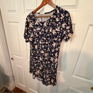 4 Women’s 3x tunics. Buttery soft and roomy.